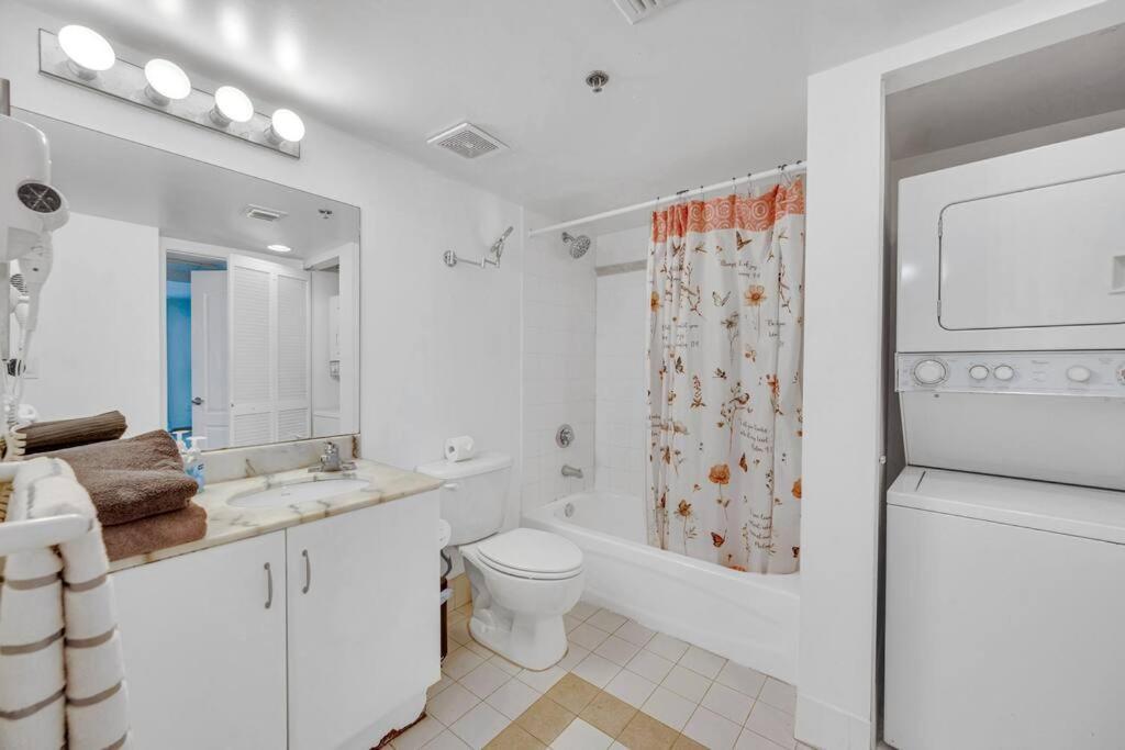 Apartment Iconic 1br Highrise Brickell-freeparking Miami