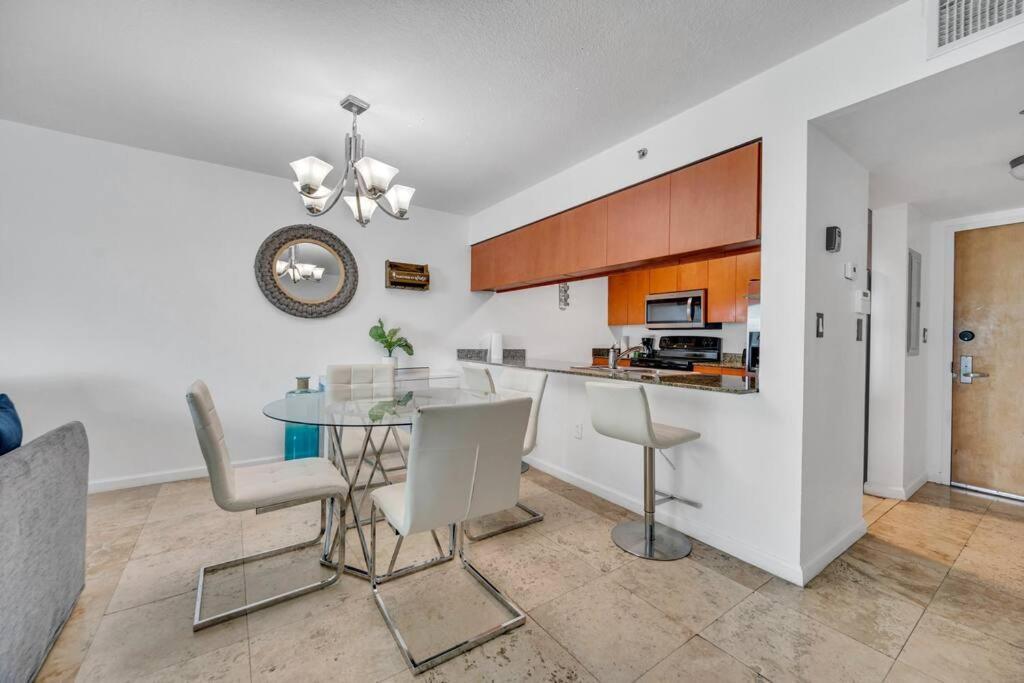 Apartment Iconic 1br Highrise Brickell-freeparking *